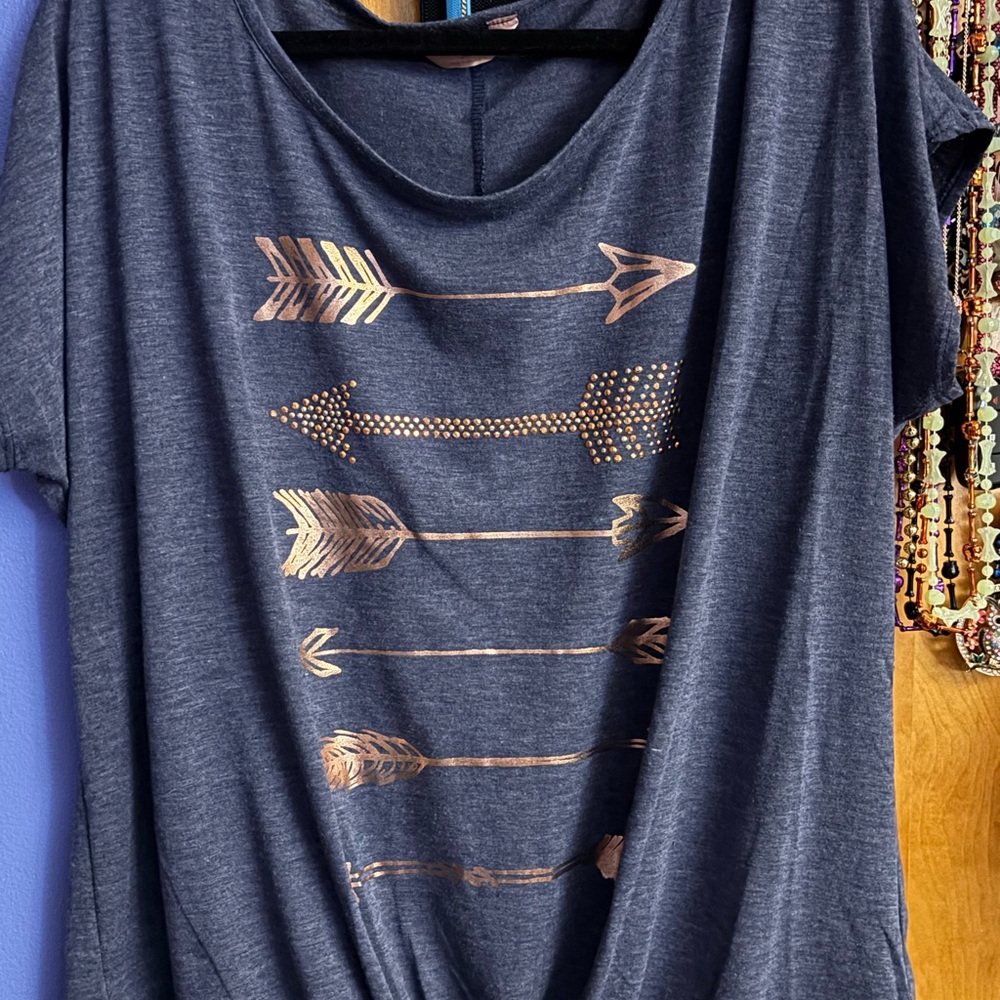 SJS Navy Blue Tee with Gold Arrow Design